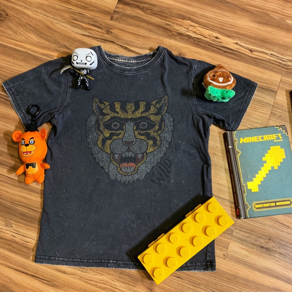 🐯Mossimo graphic T-shirt
